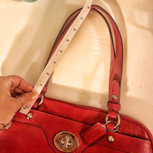 Red leather Authentic Coach Purse - Picture 5 of 8